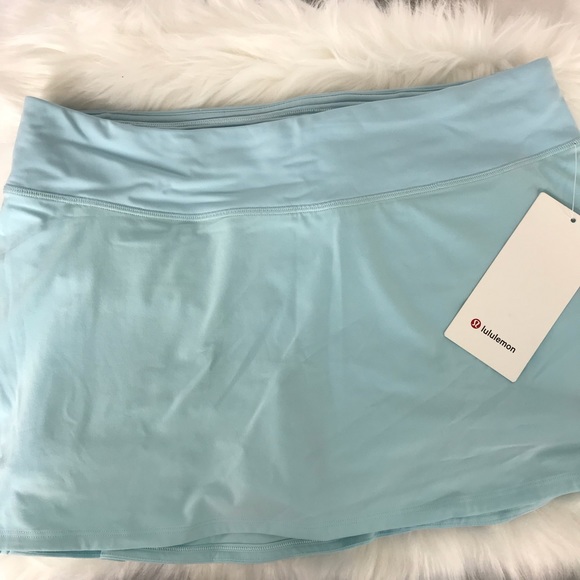 NWT lululemon Play Off The pleats skirt blue glow - Picture 2 of 8